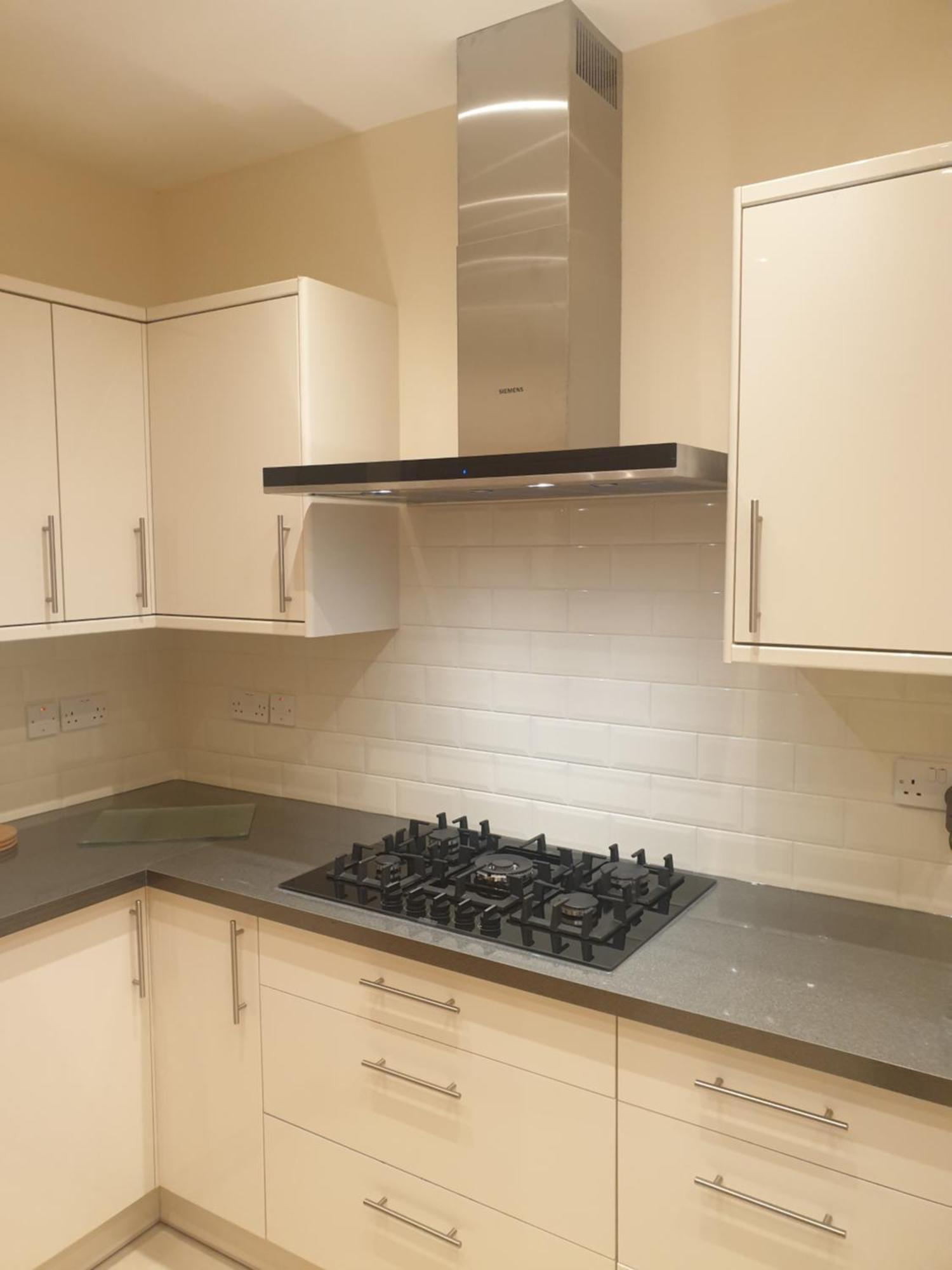 London Luxury Apartments 3 Bedroom Sleeps 8 With 3 Bathrooms 4 Mins Walk To Tube Free Parking Ilford Exteriér fotografie
